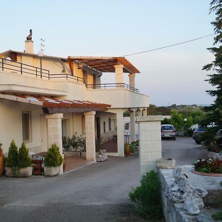 La Casa Del Nonno Bed & Breakfast Alberobello Exterior photo