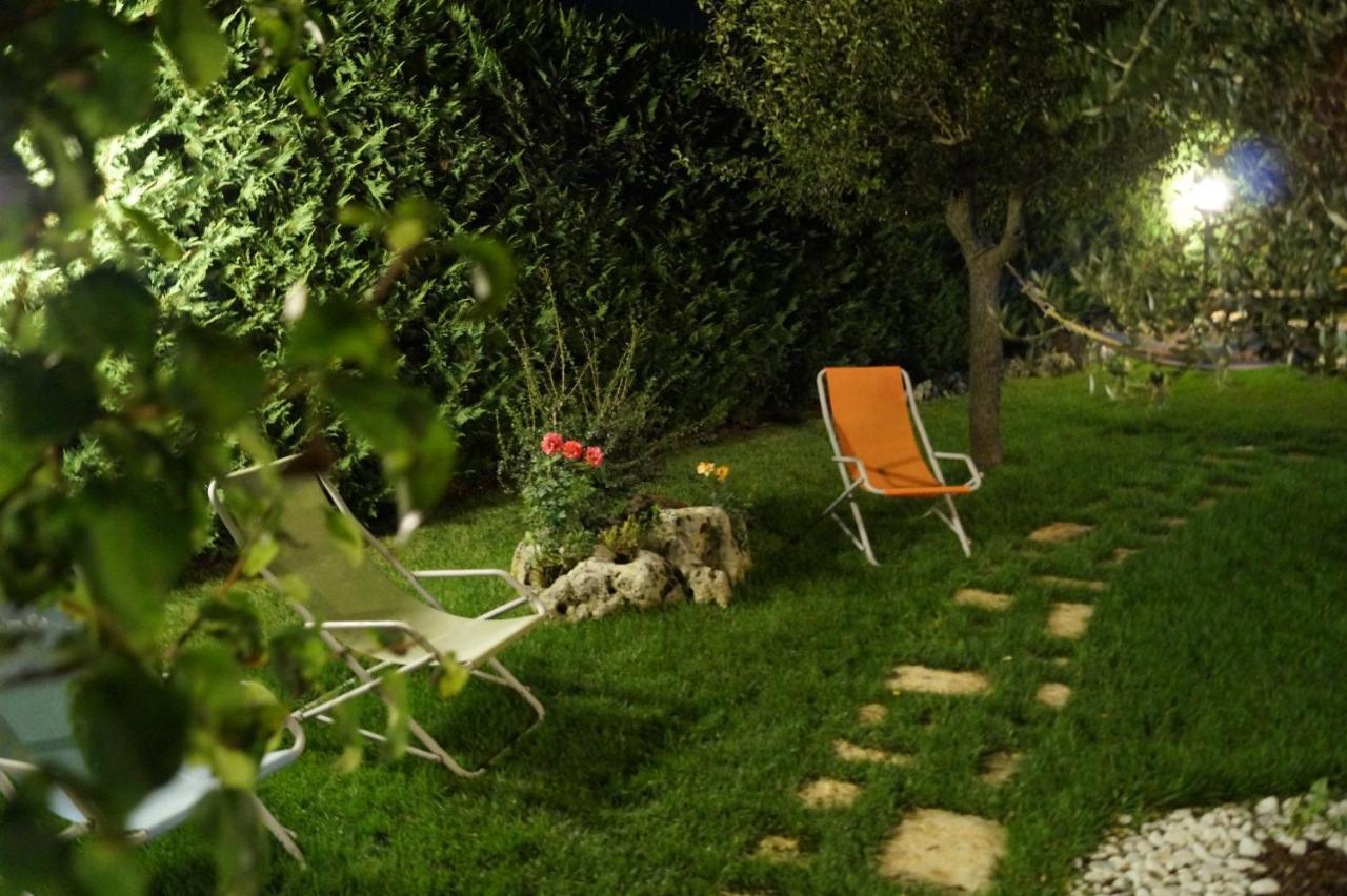 La Casa Del Nonno Bed & Breakfast Alberobello Exterior photo